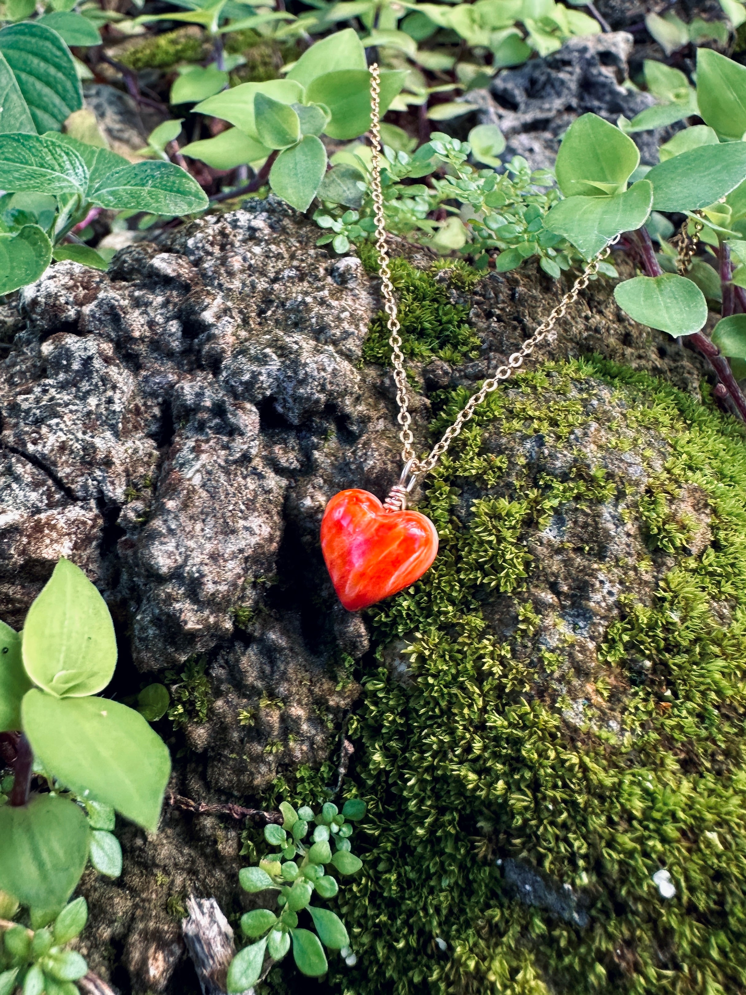 Dainty Spondy Heart Necklace